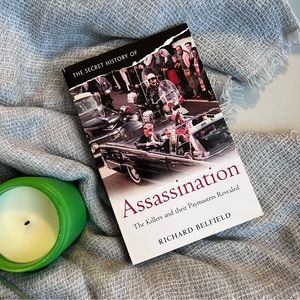 📚SPECIAL 3/$21 BOOKS!! 📚 Assassination ~Richard Belfield